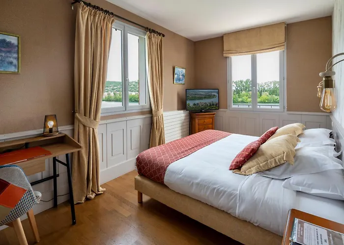 Hotel Beau Rivage 4*