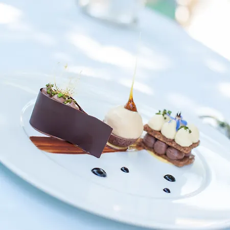 Hôtellerie Beau Rivage Hotel 4*