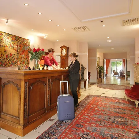 فندق Beau Rivage